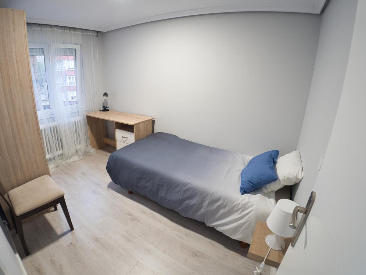 Bonito Piso Villafria Oviédo Exterior foto